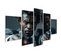 islandburner Prime Quadro su tela agente in azione con uno sguardo deciso ispirato al Tarentino - Tela 170 x 80 cm - 5 pezzi