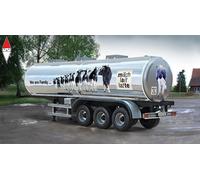 Classic Tank Trailer 'We are family' 1:24 ITA3911 - italeri modellismo