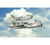 Italeri A-7E Corsair Ii Kit '1:72 IT1411 Modellino