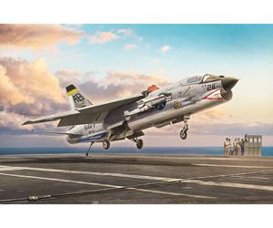 Italeri 1456 Vought F-8E Crusader 1:72 modellismo