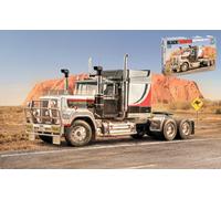 ITALERI IT90727 BLACK THUNDER AUSTRALIAN TRUCK KIT 1:24 Modellino