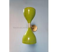 Italiano Applique Metà Secolo Verde Oliva Luce Fatto Con Crudo Ottone Armatura