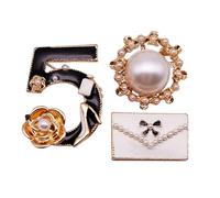 IvoryHaid Spille e spille da donna, 3 eleganti spille con perle da donna, set di spille vintage con numero 5, fiocco, fiore e borsa, gioielli alla moda regalo per cappotto, vestito, sciarpa e borsa