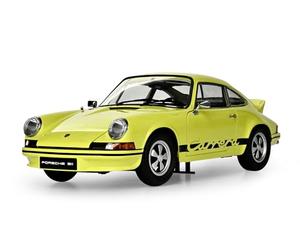 IXO Collections 1:8 IXO Porsche 911 RS 2.7 Giallo/Nero - modellismo, modello in scala, kit di costruzione di alta qualità, kit di modellismo, 713 parti, kit di costruzione di automobili