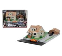 Jada Toys Fast & Furious Casa di Dom Toretto con Garage e 2 Nano Veicoli Diorama a Scala 360°, Include Dodge Charger e Toyota Supra, modello metallico per fan a partire da 8 anni (9333668314R00)
