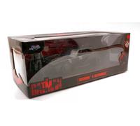 JADA TOYS JADA15010 BATMAN BATMOBILE 2022 + FIGURE 1:24 Modellino
