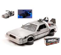 JADA TOYS JADA31468 DE LOREAN BACK TO THE FUTURE II FLYING VERSION & LIGHTS 1:24
