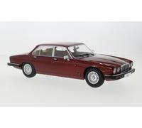 Jaguar XJ Series III del 1979 rosso scuro 1/18 di Model Car Group MCG18176 MCG