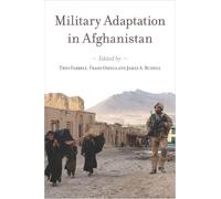 James A. Russell Military Adaptation in Afghanistan (Copertina rigida)