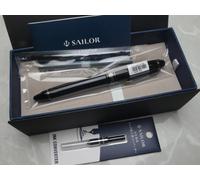 Japanese Sailor 1911 Black Luster 21K pennino fine con convertitore 11-3048-220