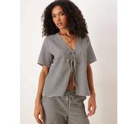 JDY - Top in seersucker nero a quadretti allacciato sul davanti in coordinato XL