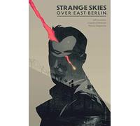 Jeff Loveness Strange Skies Over East Berlin (Tascabile)