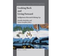 Jennifer Markides Looking Back and Living Forward (Tascabile)