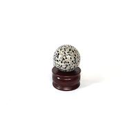 Jet International Diaspro del Dalmation 45-50 mm Sfera di pietra preziosa A + Altare di cristallo intagliato a mano Guarigione Messa a fuoco devozionale Chakra spirituale Opuscolo sulla terapia del