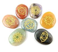 Jet International Lucky Flat Tumbled 7 (Seven) Reiki Palm Stone Chakra Cristalli curativi incisi olistici intagliati
