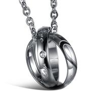 JewelryWe Gioielli collana con pendente da uomo donna forma di amanti cuore acciaio inossidabile "Real Love" doppio anello coppia collana catena incluso (uomo pendente)