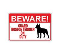 JINKAIRUI Targa decorativa da parete con scritta "Beware Guard Boston Terrier On Duty Dog Pet Lovers Road Security Metal Signs Yard Sign Office Sign Outdoor & Indoor Safety Sign 20,3 x 30,5 cm