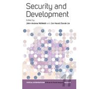John-Andrew McNeish Security and Development (Tascabile)