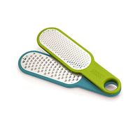 Joseph Joseph Duo Set di grattugie da cucina, 2 pezzi, grattugia formaggio e verdura, gratta limoni e agrumi manuale, fori larghi e fini, azzurro/verde