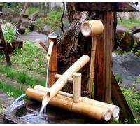 JuanNest Fontana d'Acqua in bambù con Pompa, Fontana Zen da Esterno in bambù, Fontana da Giardino Esterno per La Decorazione del Paesaggio Esterno Indoor, Laghetto da Giardino Zen Paesaggio Acquatico