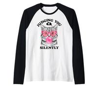 Judging You Silently Funny Cat Blowing a Bubble Gum Cat Mom Maglia con Maniche Raglan