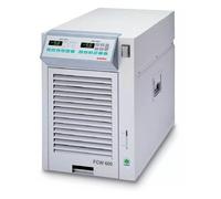 Julabo FCW600 Chiller per riscaldamento e raffreddamento con maggiore costanza di temperatura, 36 cm x 54 cm x 49 cm