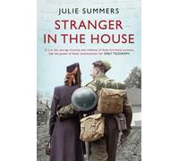Julie Summers Stranger in the House (Tascabile)