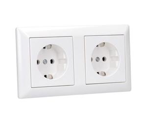 Jung AS500 - Set completo di prese A1520WW e 2 cornici AS582WW, colore: Bianco alpino