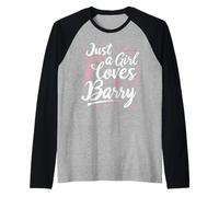 Just A Girl who loves BARRY T-Shirt Cute BARRY Maglia con Maniche Raglan