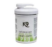 K9 Competition Trattamento intensivo per Il Mantello all'aloe Vera, 500 ml, Potente complesso vitaminico/proteico/cheratina, Aumenta Il Livello di umidità, ripara e controlla i Danni e i Cappotti