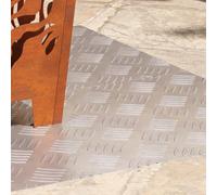 Kaorsrow Set di 2 gradini per scale in lamiera striata in alluminio | Le pedane antiscivolo per scale e gradini da giardino garantiscono un passo sicuro e una facile manutenzione tutto l'anno.