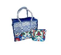 KARAMELL Set 2 Pezzi Borsa da Spiaggia con Pochette in Canvas, Fantasia Multicolore, 36x30,5x25 cm e 23x18x6 cm (Multicolore (Blu, Bianco, Rosso, Azurro))