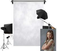 Kate Sfondo grigio chiaro Headshot Sfondo Grigio Ritratto Tessuto Fotografia Studio Puntelli