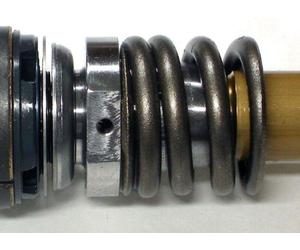 KAYABA Ricambio - MOLLA VALVOLA DI COMPRESSIONE PER YZ 2006