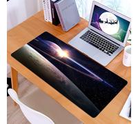 KDWJS Tappetino per mouse XXL Speed Gaming - 90x40 cm - XXL Mousepad - base antiscivolo - migliora la precisione e la velocità - Un pianeta con anelli e la Terra illuminati da una stella distante nel