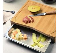 KESPER | Tagliere con vassoio di raccolta (norma gastro 1/2), materiale: bambù, dimensioni: 36,5 x 28 x 6,8 cm, colore: marrone, argento | 58356