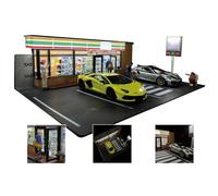 Kidaromo 1:18 Modello Giapponese di Minimarket 7-Eleven, Scena Miniatura Realistica con Illuminazione LED USB e Quattro Posti Parcheggio, Modello di Auto in Diecast per Sfondo Espositivo
