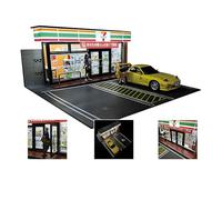 Kidaromo 1:18 Modello Giapponese di Minimarket 7-Eleven, Scena Miniatura Realistica con Illuminazione LED USB e Due Posti Parcheggio, Modello di Auto in Pressofuso per Sfondo Espositivo