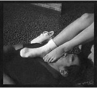 KIKU - MARCHER SUR LA TETE