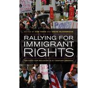 Kim Voss Rallying for Immigrant Rights (Tascabile)