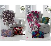King Cole 4413 Cartamodello per volantini e cuscini da lavorare a maglia in Riot Chunky e DK