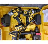 Kit 4in1 Trapano avvitatore,impulsi,smerigliatrice,tassellatore,2x4Ah,caricatore