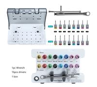 Kit di strumenti per guida universale di restauro protesico per impianto dentale