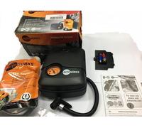 KIT GONFIA E RIPARA COMPRESSORE 12V LIQUIDO sigillante 500ml AUTOWURKS auto moto