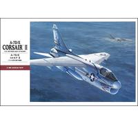 Kit plastica HASEGAWA 1/48 A-7D/E CORSAIR II US Air Force/Navy Attacker PT47