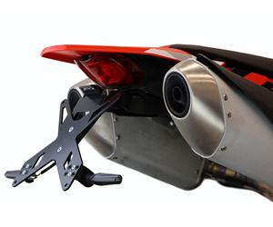 Kit portatarga PROTECH con catarifrangente e luce targa in acciaio inox/alluminio verniciato a polvere nero, nero