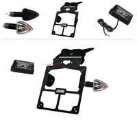 Kit portatarga universale con frecce lunghe nere e luce targa