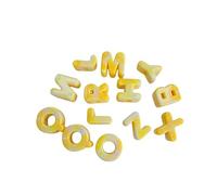 KitBeads 70 perline in acrilico giallo chiaro con lettere da 20 mm, per la | Perline con iniziale dell'alfabeto europee dalla A alla Z, due tonalità, opache, con foro grande da 6 mm, per collane