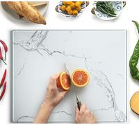 Kitchenville Tagliere da Cucina in Vetro Temperato 50×40 cm - Infrangibile, Antigraffio, Antiscivolo & Resistente al Calore - Effetto Marmo Bianco