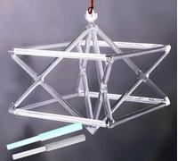 KKNSYW Cristallo di Quarzo Trasparente Canto Mokaba Merkaba Piramide di Cristallo Canto Chakra otticamente for la Meditazione curativa, guarigione del Suono, Regalo for la Preghiera(10 inch)